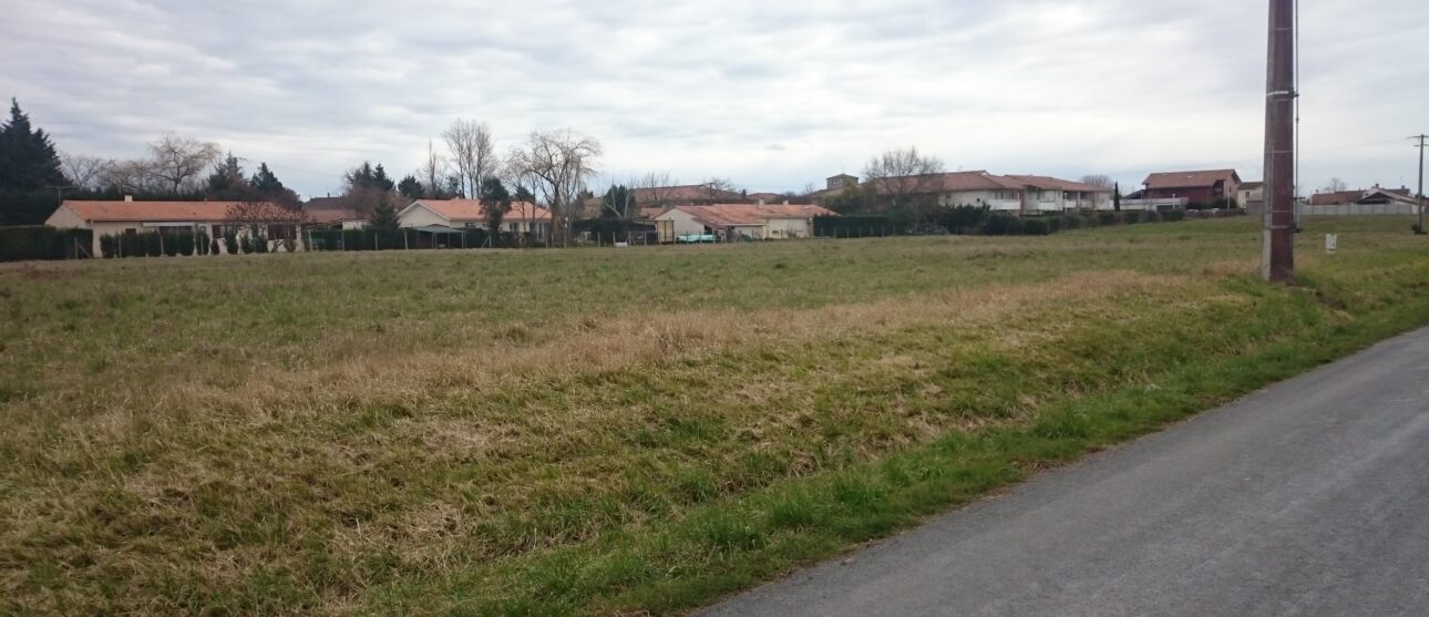 Terrain constructible Lesparre-médoc  (Gironde 33)