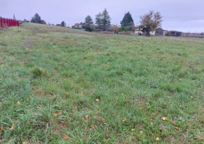 Terrain constructible Saussignac  (Dordogne 24)