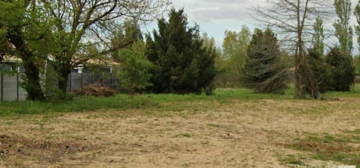 Terrain constructible Vayres  (Gironde 33)