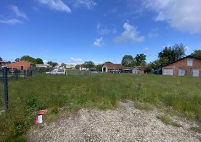 Terrain constructible Hourtin  (Gironde 33)