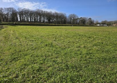 Terrain constructible Lalinde  (Dordogne 24)