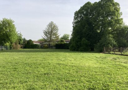 Terrain constructible Salaunes  (Gironde 33)