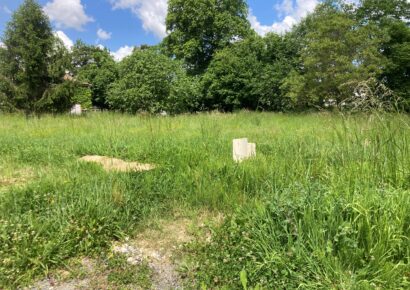 Terrain constructible Bourg  (Gironde 33)