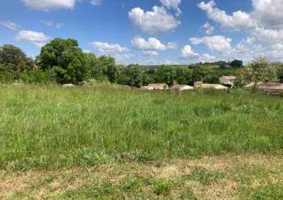 Terrain constructible Bourg  (Gironde 33)