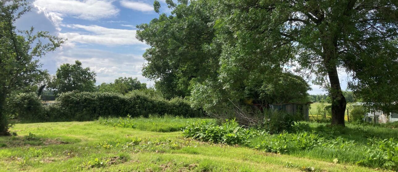 Terrain constructible Cézac  (Gironde 33)