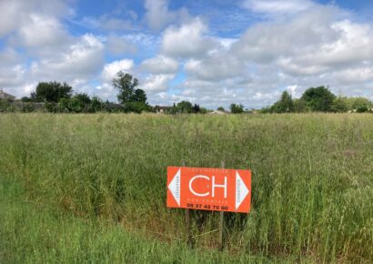 Terrain constructible La lande-de-fronsac  (Gironde 33)