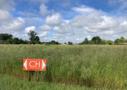 Terrain constructible La lande-de-fronsac  (Gironde 33)