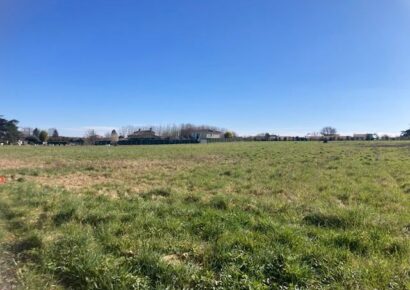 Terrain constructible Tauriac  (Gironde 33)