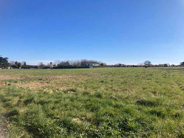 Terrain constructible Tauriac  (Gironde 33)