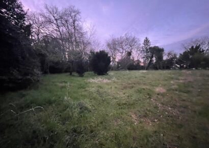 Terrain constructible Lesparre-médoc  (Gironde 33)