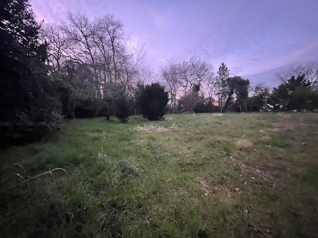 Terrain constructible Lesparre-médoc  (Gironde 33)