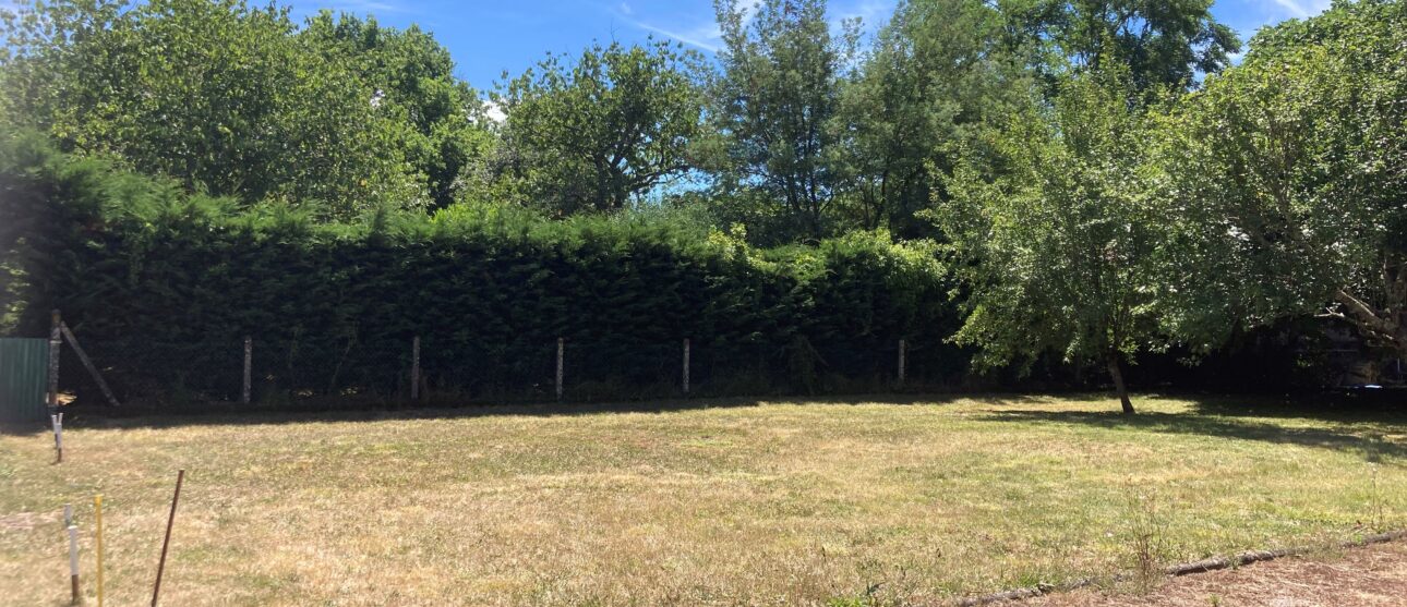 Terrain constructible Saint-martin-lacaussade  (Gironde 33)