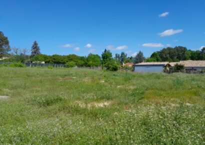 Terrain constructible Gaillan-en-médoc  (Gironde 33)