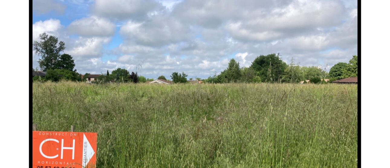 Terrain constructible La lande-de-fronsac  (Gironde 33)