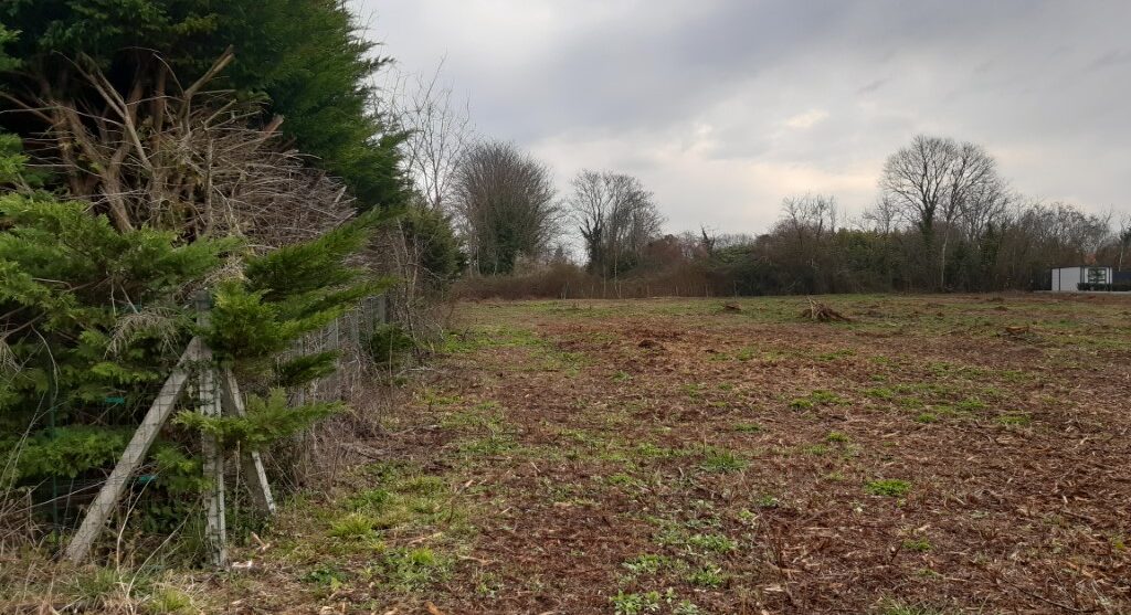 Terrain constructible La brède  (Gironde 33)