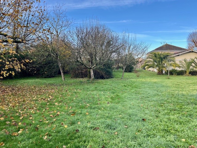 Terrain constructible Lormont  (Gironde 33)