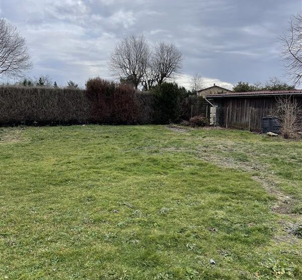 Terrain constructible Le barp  (Gironde 33)