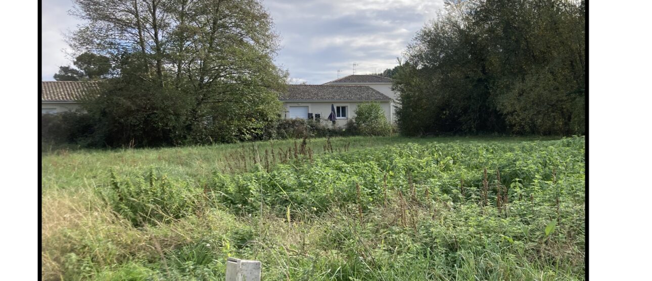 Terrain constructible Étauliers  (Gironde 33)