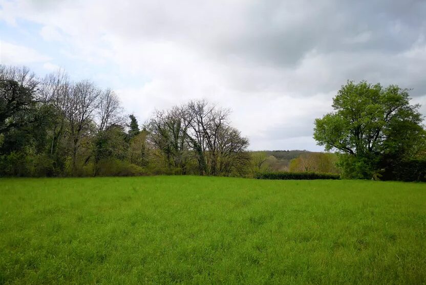Terrain constructible Plaisance  (Dordogne 24)