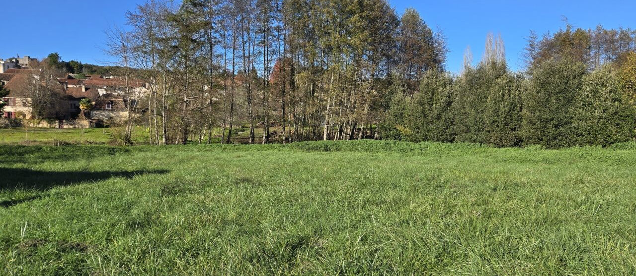 Terrain constructible Villamblard  (Dordogne 24)